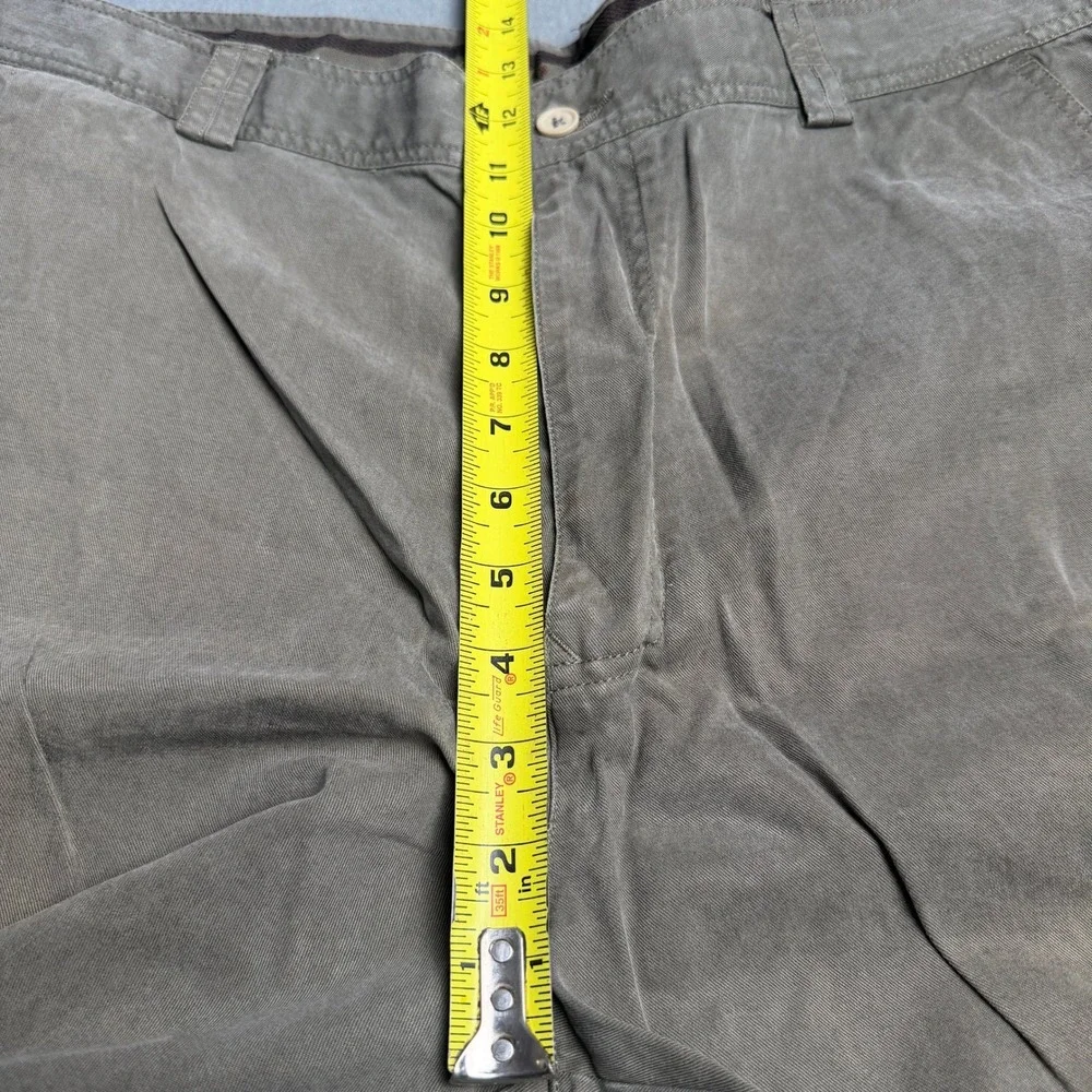 Tommy Bahama Mens Silk Blend Flat Front Casual Shorts Taupe Brown Size 40